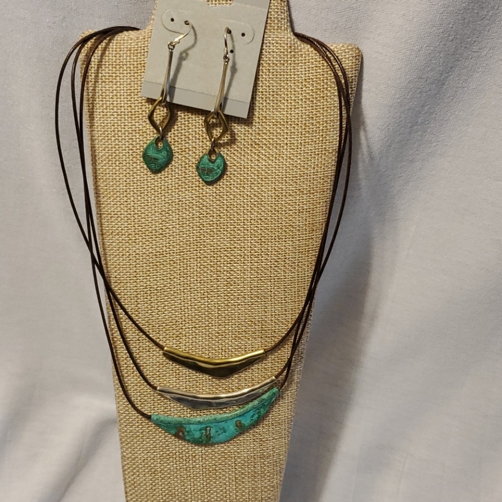 Silpada Necklace & Earring Set